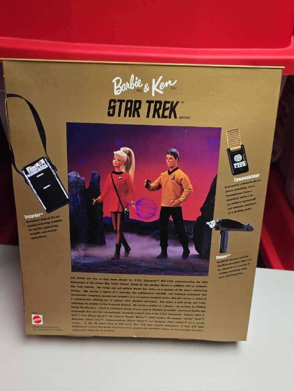 Star Trek Collector Edition Doll Giftset - Barbie And Ken - Picture 7 of 11